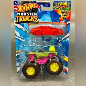 Monster Trucks Torque Terror with Free Crushed car